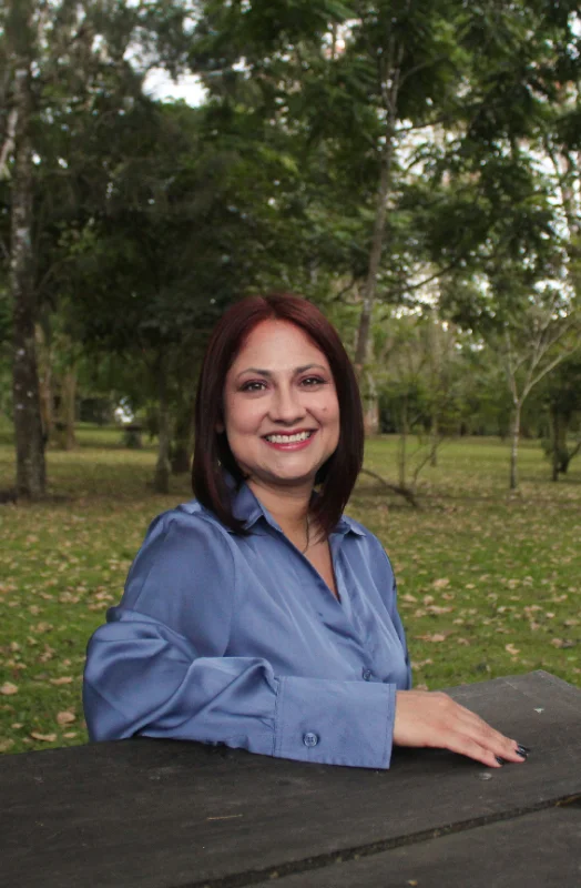 Retrato de Licda. Sally Gómez